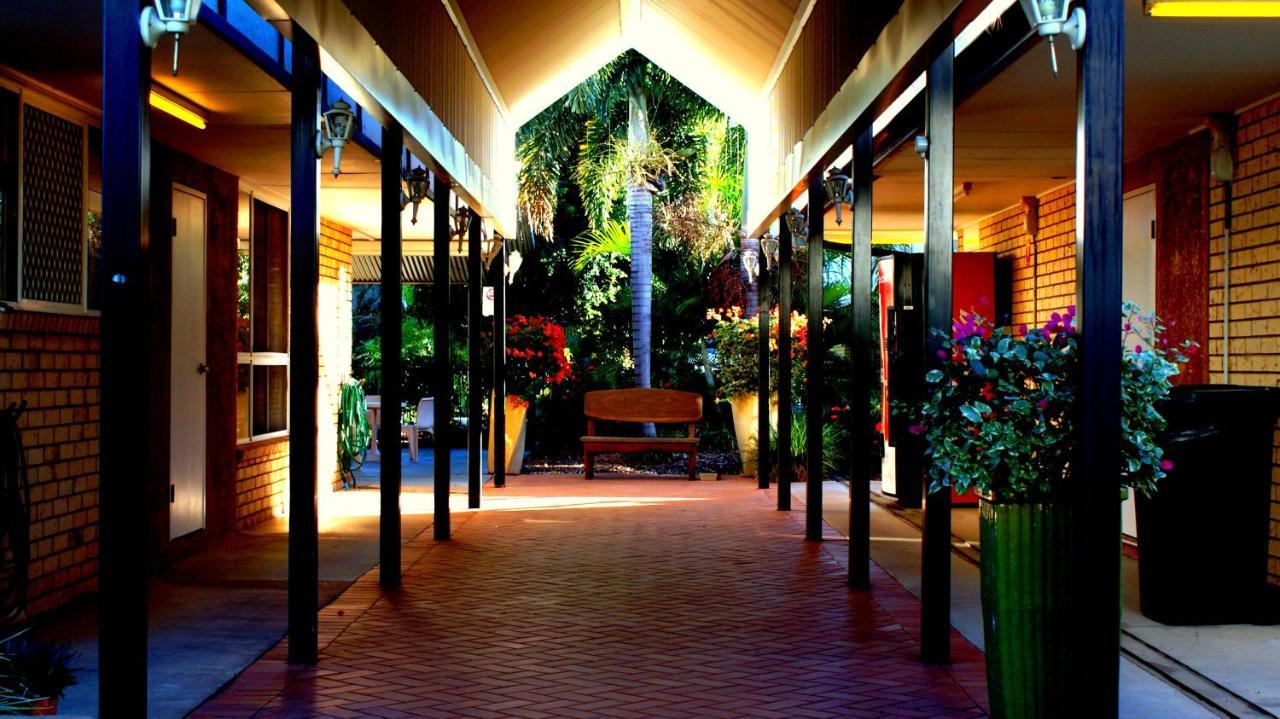 Pritchard Road Country Resort Emerald Exterior foto